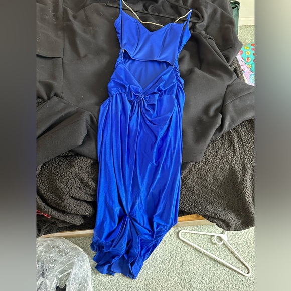 CUSTOM PROM DRESS - Picture 4 of 10